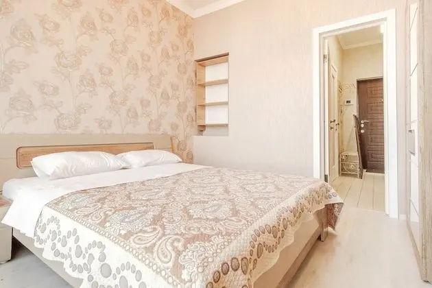 Deluxe Apart Daire, 1 Yatak Odası, Denize Sıfır (Frantsuzkyi Boulevard, 60A)