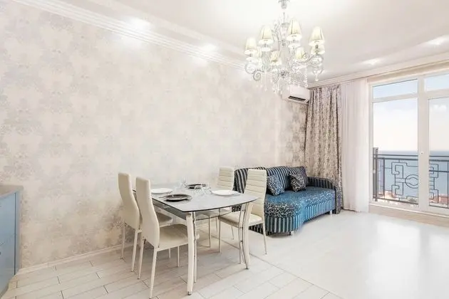 Deluxe Apart Daire, 1 Yatak Odası, Denize Sıfır (Frantsuzkyi Boulevard, 60A)