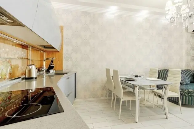 Deluxe Apart Daire, 1 Yatak Odası, Denize Sıfır (Frantsuzkyi Boulevard, 60A)