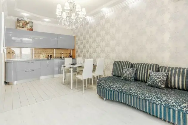 Deluxe Apart Daire, 1 Yatak Odası, Denize Sıfır (Frantsuzkyi Boulevard, 60A)