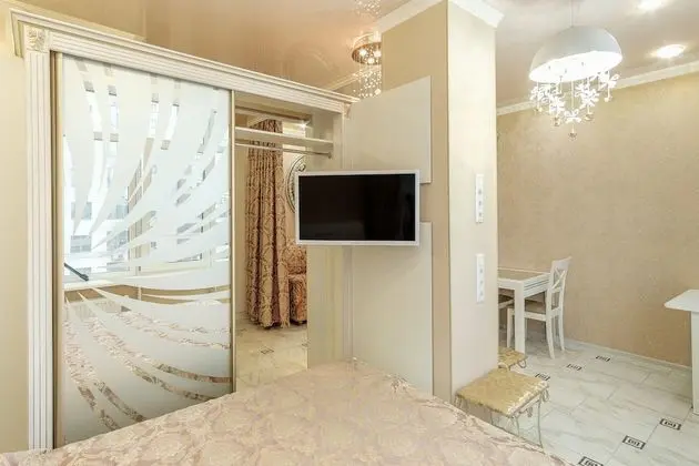 Luxury Stüdyo Süit, Denize Sıfır (5/1 Haharinske Plato Street )
