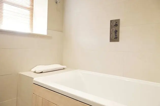 Traditional Tek Büyük Yataklı Oda, Banyolu/Duşlu
