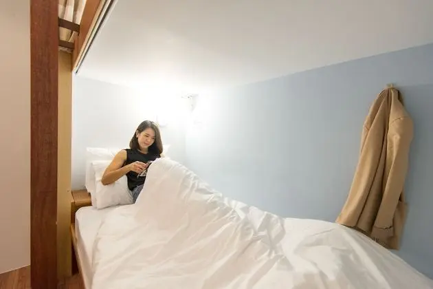Dorm 4 female beds
