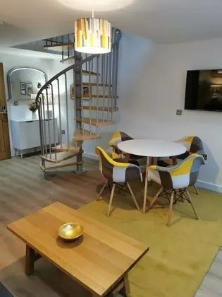 Deluxe Apart Daire, Özel Banyo, Avlu Manzaralı (1 bedroom)
