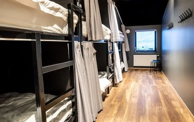 Ortak Ranzalı Oda, Karma Ranzalı Oda, Ortak Banyo (6 single beds)