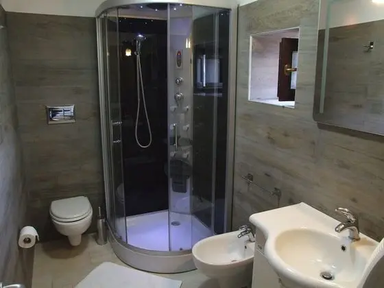 Ev, Birden Çok Yatak, Sigara İçilmez