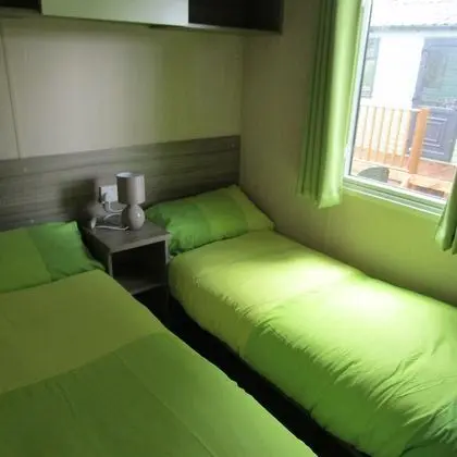 Kulübe (Caravan 2)