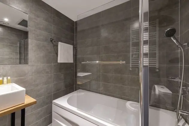 Family İki Ayrı Yataklı Oda, 1 Yatak Odası, Balkon, Şehir Manzaralı