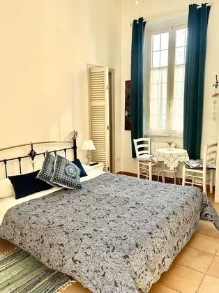Deluxe Tek Büyük veya İki Ayrı Yataklı Oda, Banyolu/Duşlu