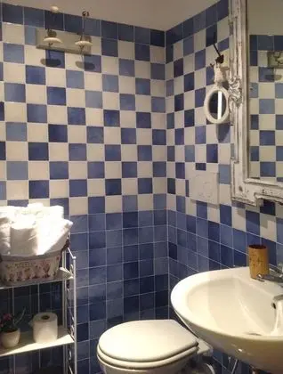 Deluxe Tek Büyük veya İki Ayrı Yataklı Oda, Banyolu/Duşlu