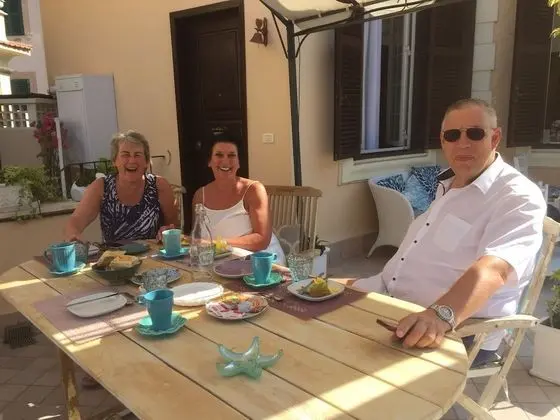 Deluxe Tek Büyük veya İki Ayrı Yataklı Oda, Banyolu/Duşlu