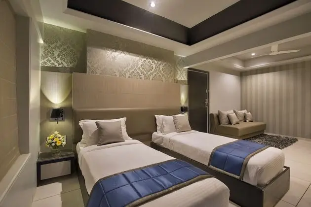 Studio Suite  With Kitchen