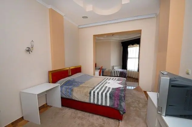 Tek Büyük Yataklı Oda