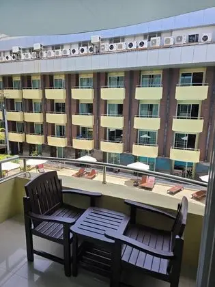 Deluxe Tek Büyük veya İki Ayrı Yataklı Oda