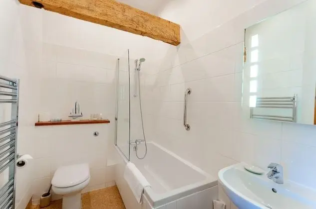 Standard Tek Büyük Yataklı Oda (room 1)