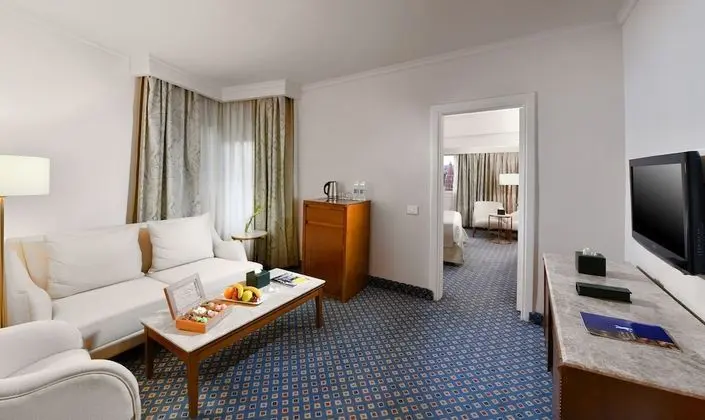 Deluxe Stüdyo Süit