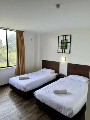 Basic Tek Büyük veya İki Ayrı Yataklı Oda