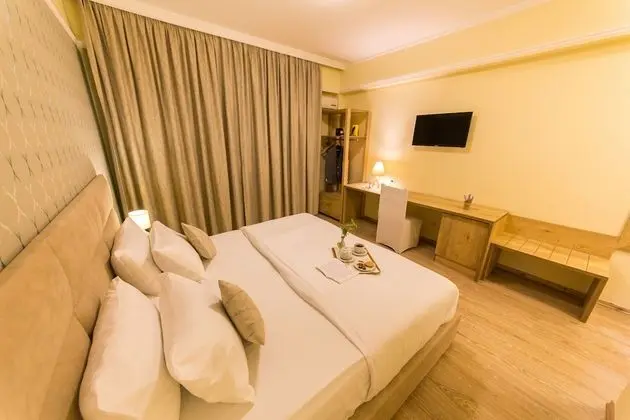 Superior Tek Büyük veya İki Ayrı Yataklı Oda, Balkon
