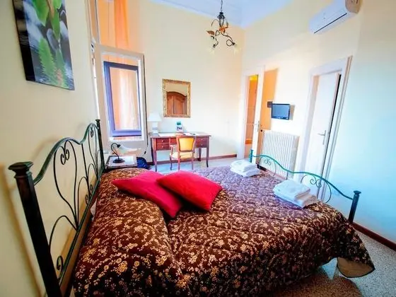 Classic Büyük Yataklı Tek Kişilik Oda, Deniz Manzaralı