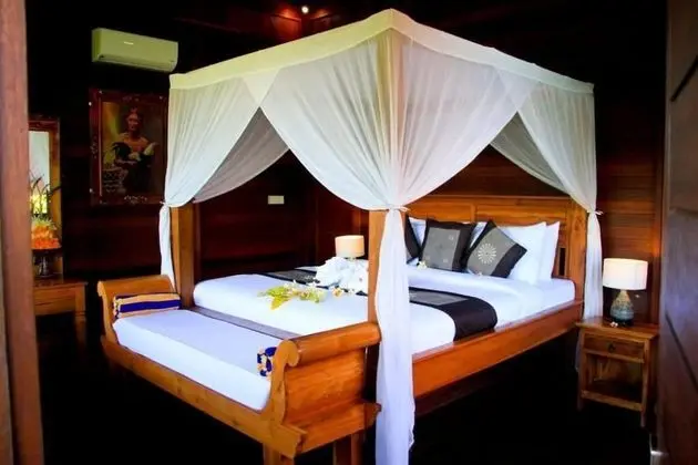 Deluxe Villa