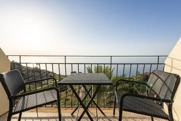 Tek Büyük Yataklı Oda, Balkon, Deniz Manzaralı