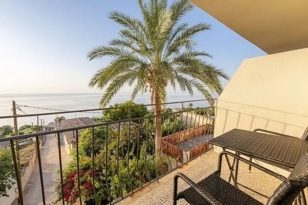 Tek Büyük Yataklı Oda, Balkon, Deniz Manzaralı