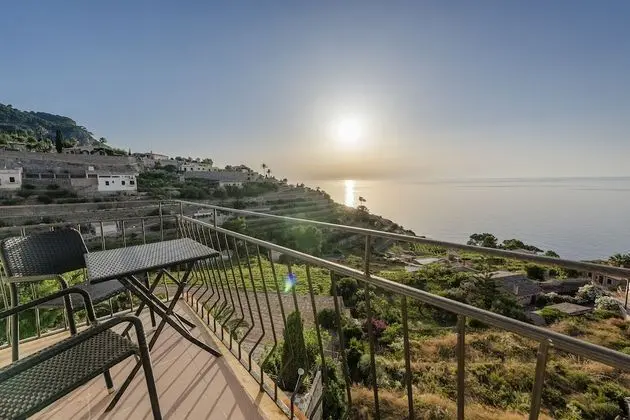 Tek Büyük Yataklı Oda, Balkon, Deniz Manzaralı