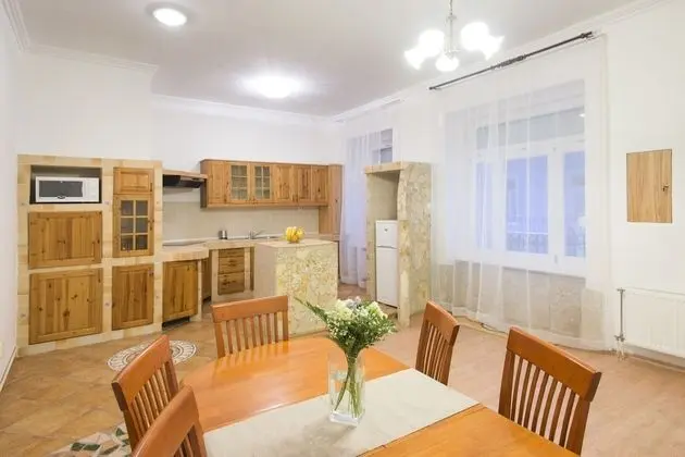 Superior Large Two-Bedroom Apartment