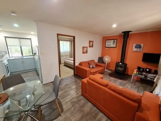 Kır Evi, 2 Yatak Odası, Şömine (Jacaranda Cottage)