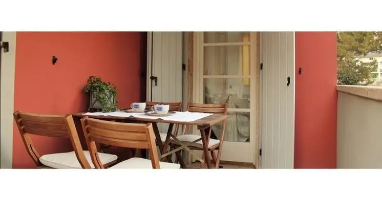 Stüdyo, Balkon