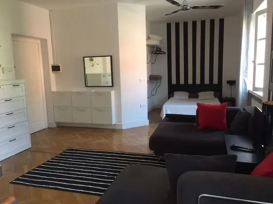 Stüdyo, Balkon