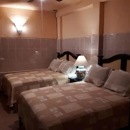 Dört Kişilik Oda, 2 Çift Kişilik Yatak