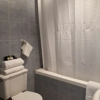 Tek Büyük Yataklı Oda (1 Double Bed)