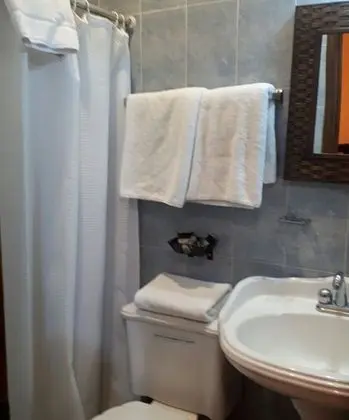 Üç Kişilik Oda (1 Double Bed and 1 Single Bed)