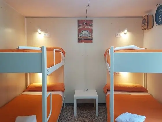 Dört Kişilik Oda