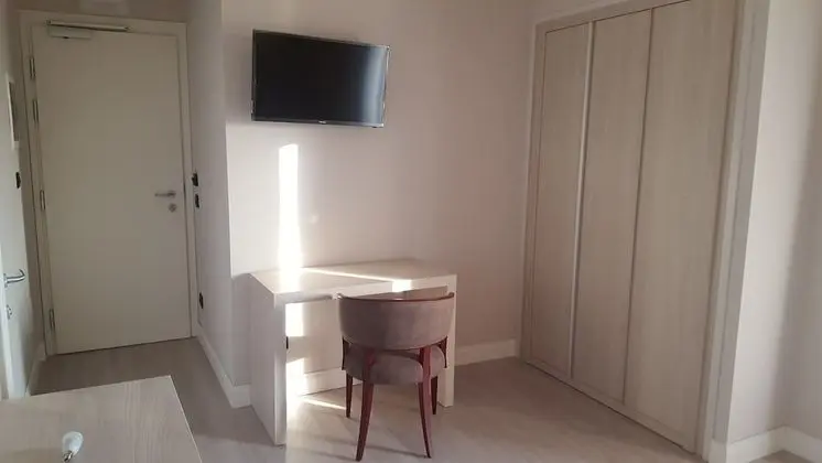 Deluxe Üç Kişilik Oda, Teras
