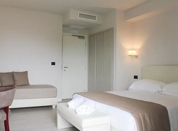 Deluxe Üç Kişilik Oda, Teras
