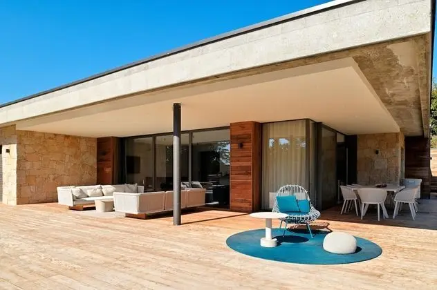 Deluxe Villa