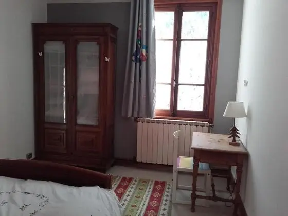 Tek Büyük Yataklı Oda, Ortak Banyo
