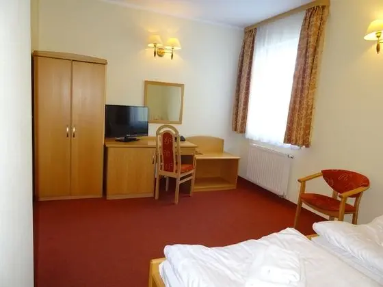 Comfort Tek Büyük Yataklı Oda