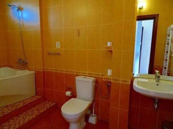 Comfort Tek Büyük Yataklı Oda