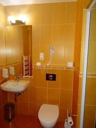 Comfort Tek Büyük Yataklı Oda