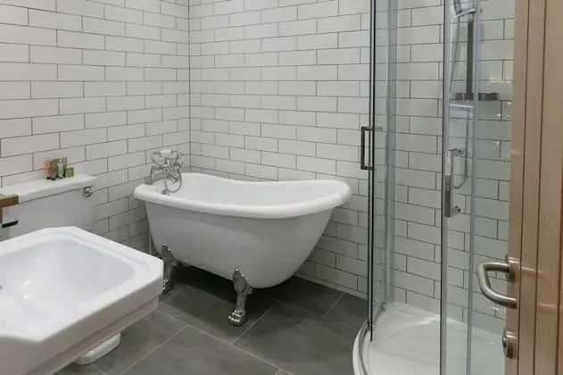 Deluxe Oda, Birden Çok Yatak, Sigara İçilmez, Bağlantılı Odalar