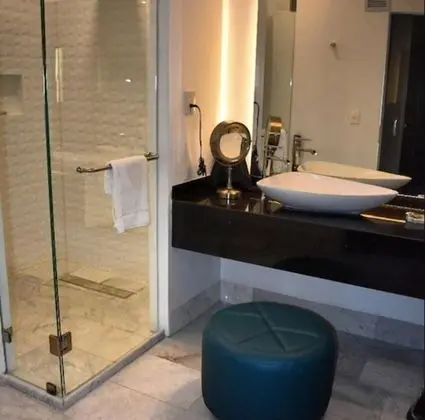 Premium Süit, 1 En Büyük (King) Boy Yatak, Şehir Manzaralı