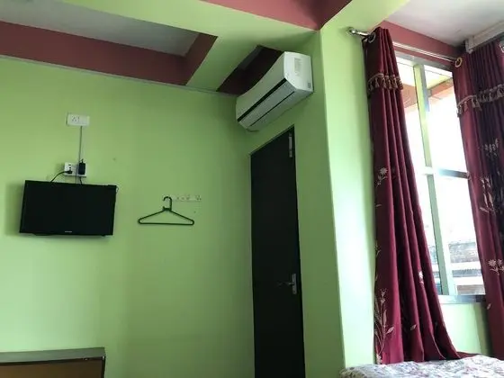 Basic Oda, Sigara İçilebilir