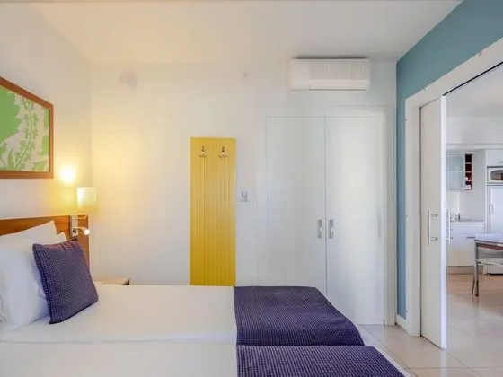 Suite 2 Adults + 2 Children