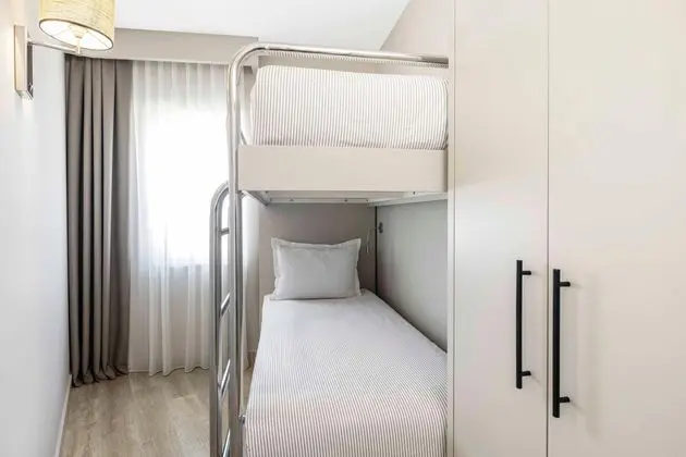 https://images.etstur.com/imgproxy/resize/2560x1440/files/images/hotelImages/etsrooms/980/Barut_Goia_20250811103200_4.JPG