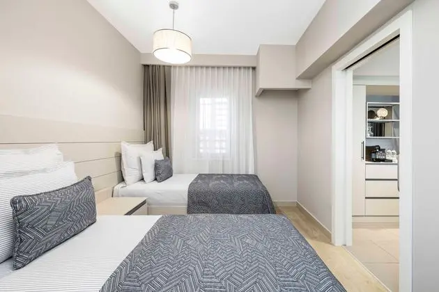 https://images.etstur.com/imgproxy/resize/2560x1440/files/images/hotelImages/etsrooms/980/Barut_Goia_20250811103213_12.JPG