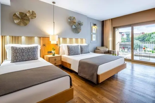 Jakuzili Deluxe Oda, Bahçe Manzaralı, Jakuzili