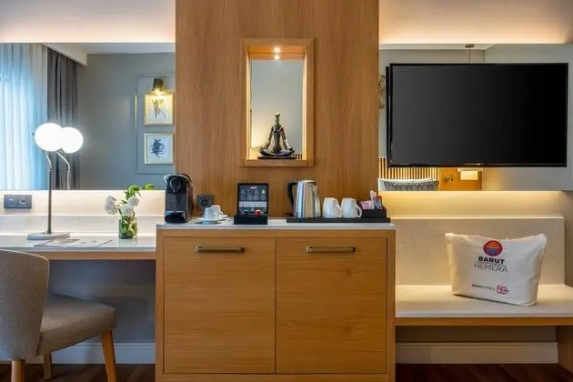 Deluxe Dört Kişilik Oda, Bahçe Manzaralı